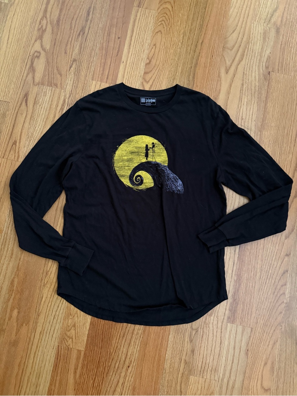 LuLaRoe Black Long-Sleeve Nightmare Before Christmas Graphic Tee XL